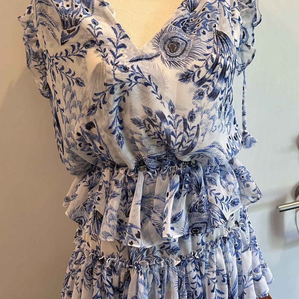 Miss Los Angeles dress— so darling!